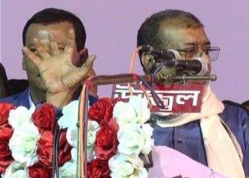 এক পাশে চন্দন অপর পাশে শকু ভোট চাইলেন সেলিম