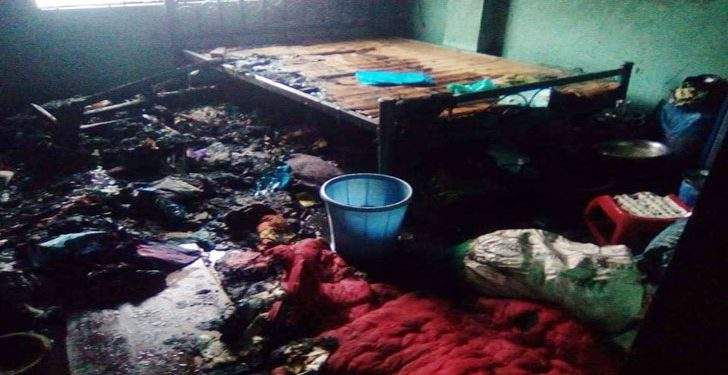 ফতুল্লায় কয়েলের আগুনে একই পরিবারের দগ্ধ ৯