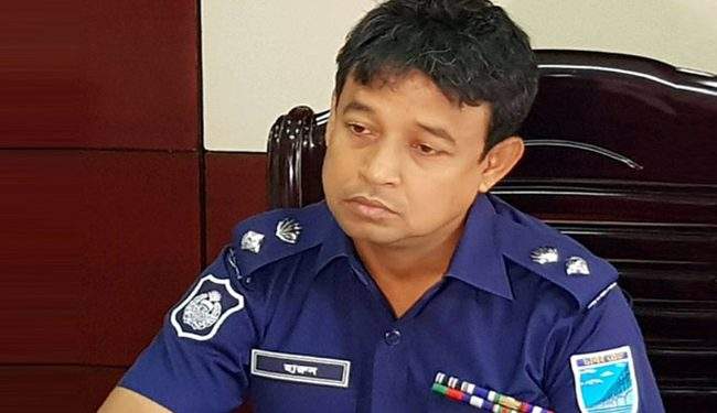 অবশেষে না.গঞ্জের এসপি হারুন