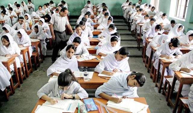 পেছালো জেএসসি-জেডিসির মঙ্গলবারের গণিত ও বিজ্ঞান পরীক্ষা