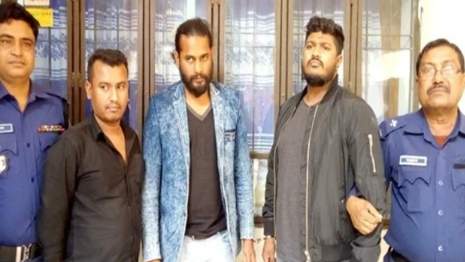 টর্চার সেলের ৩ হোতার রিমান্ড শুনানি মংগলবার