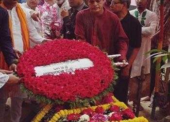 ত্বকীর মৃত্যুবার্ষিকীতে মেয়র আইভীর পক্ষে শ্রদ্ধা