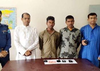 ইয়াবাসহ সিদ্ধিরগঞ্জে পিতা-পুত্র গ্রেফতার