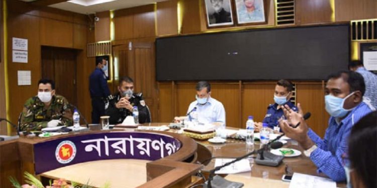 মেয়র আইভীর কারফিউ দাবির পর নারায়ণগঞ্জে কড়া অবস্থানে প্রশাসন