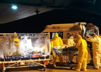 করোনা : প্রাণ কাড়লো এক লাখ