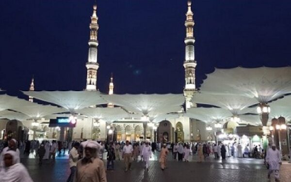 ব্রেকিং- চাঁদ দেখা যায়নি, সৌদি আরবসহ মধ্যপ্রাচ্যে ঈদ রবিবার