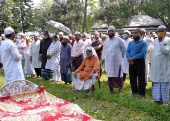 আড়াইহাজারে সাংবাদিকের মায়ের ইন্তেকাল