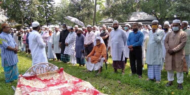 আড়াইহাজারে সাংবাদিকের মায়ের ইন্তেকাল