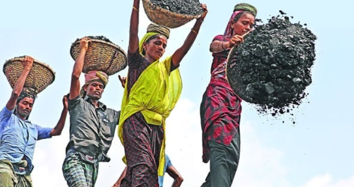 আজ শুক্রবার মহান মে দিবস