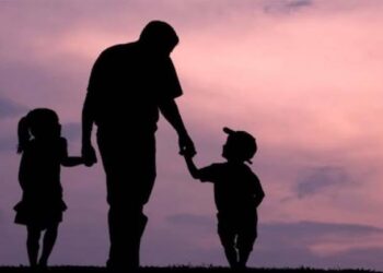 আজ বিশ্ব বাবা দিবস