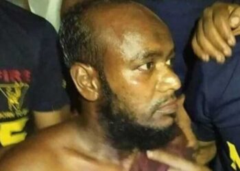 জানা গেল রহস্য, পানির নিচে ১৩ ঘণ্টা যেভাবে বেঁচে ছিলেন যাত্রী