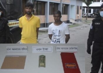 সিদ্ধিরগঞ্জে সুমনের নেতৃত্বে চাঁদাবাজি, আটক ২