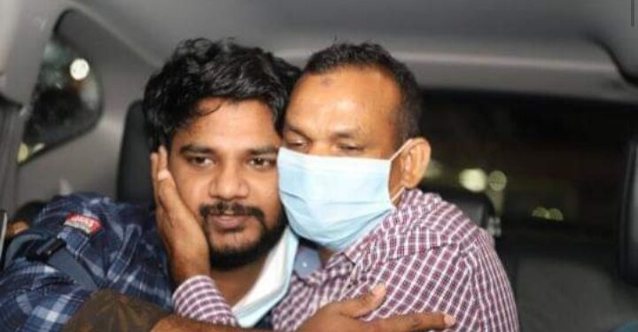 রায়হানের দেশে ফেরা : চোখে আঙুল দিয়ে দেখিয়ে দিয়েছে ভুলটা কোথায়