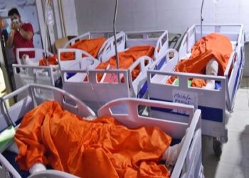 তল্লা মসজিদে ট্রাজেডি : আরও ২ জন বেড়ে মৃত্যুর মিছিলে ৩১