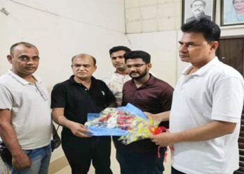 সেই রায়হানকে অভ্যর্থনা জানালো বন্দর থানা পুলিশ