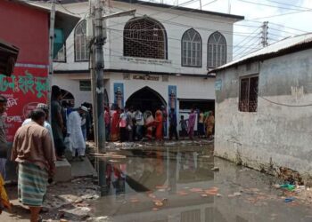 হিন্দু জমি দখল করে গড়ে উঠেছিল নারায়ণগঞ্জের সেই মসজিদ !