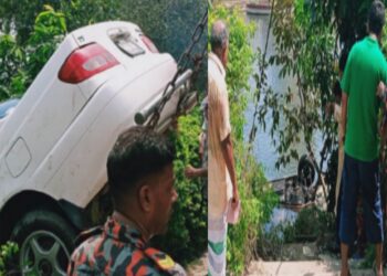 দেওভোগ রাসেল পার্কে দূর্ঘটনা, অল্পের জন্য রক্ষা !