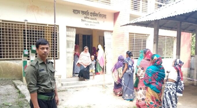 রূপগঞ্জে ইউপি নির্বাচনে এজেন্ট বের করে দেওয়ার অভিযোগ
