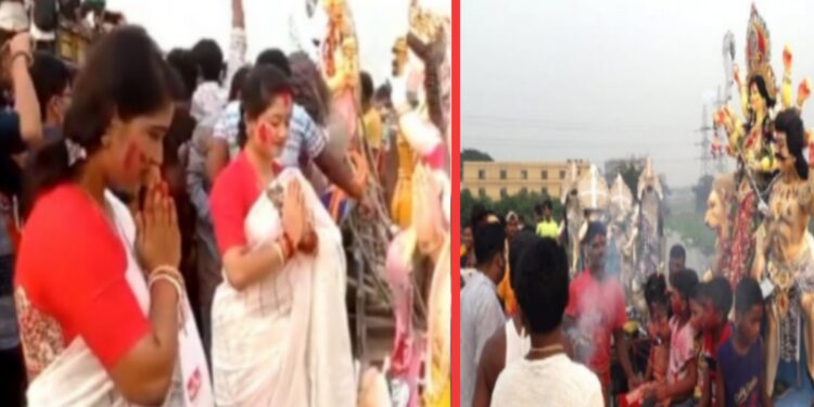 দুর্গা মায়ের বিসর্জন