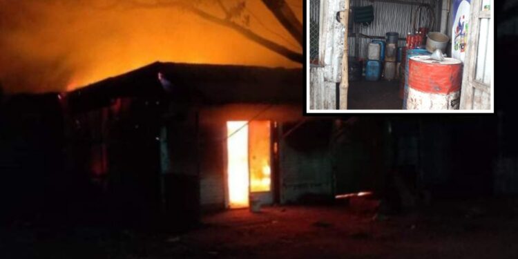 ফতুল্লায় চোরাই তেলের গুন্টিঘর ও রেস্টুরেন্টে আগুন