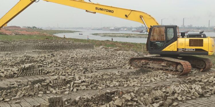 ধলেশ্বরী নদী তীরের ৩ একর জমি উদ্ধার