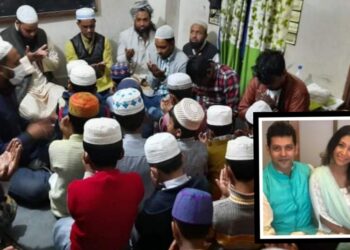 রূপগঞ্জে দিপু ভূইয়ার স্ত্রী – শাশুড়ীর জন্য দোয়া