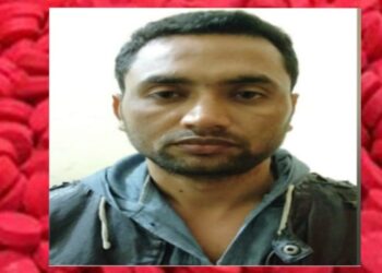 স্ত্রীর ৯৯৯ কল, স্বামী ৪০০ ইয়াবাসহ গ্রেফতার !