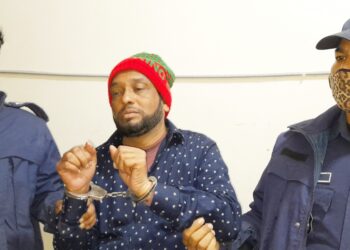 ফতুল্লায় মহা প্রতারক শহীদ গ্রেফতার