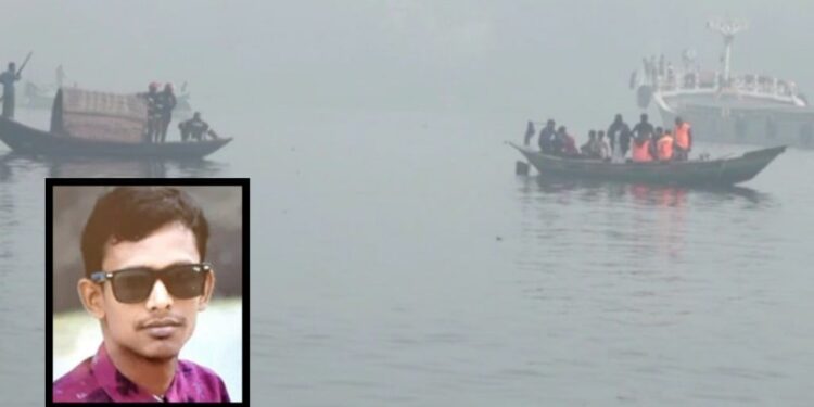 শীতলক্ষায় ট্রলার উল্টে যুবক নিখোঁজ