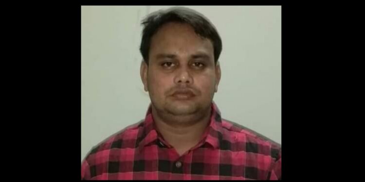 আড়াইহাজারে বিদ্যুৎস্পৃষ্টে চেয়ারম্যানের ভাইয়ের মৃত্যু