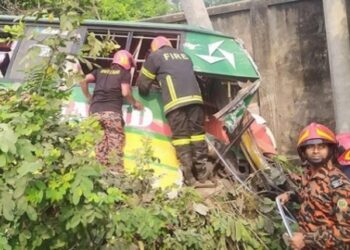 রূপগঞ্জে সড়ক দূর্ঘটনায় চালক নিহত