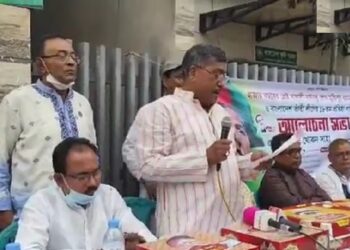 ‘আমি কিন্তু সব বলে দেব, প্রজেক্ট নিয়ে নেমেছি’-খোকন সাহা