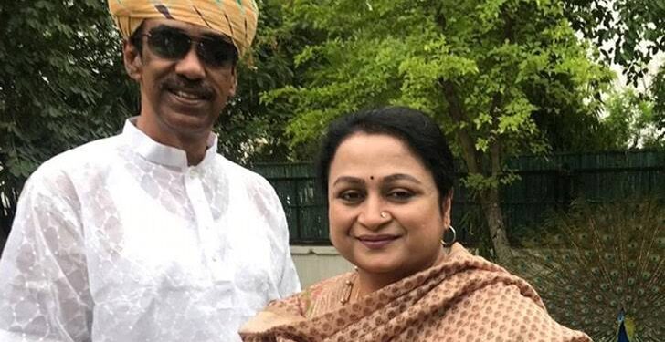 যাকে দেখে ভয়ে পালাতেন তার সাথেই শামীম ওসমানের ৩২ বছর