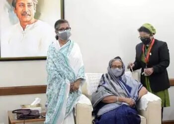 প্রধানমন্ত্রী শেখ হাসিনা টিকা নিয়েছেন