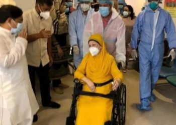 খালেদা জিয়া হাসপাতালে ভর্তি