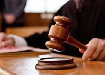 ফতুল্লায় আত্মহত্যার প্ররোচনায় মামলা