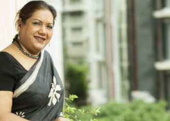 চলেচ্চিত্রের লাইটহাউজ কবরীর মৃত্যুতে শোকগ্রস্ত বাংলাদেশ