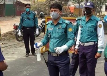 পুলিশের সব সদস্যকে ফুল হাতা শার্ট পরার নির্দেশ