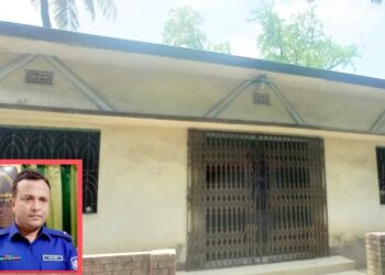 ঐতিহ্যবাহী বন্দর থানা মসজিদ বন্ধ, মুসল্লিদের ক্ষোভ !