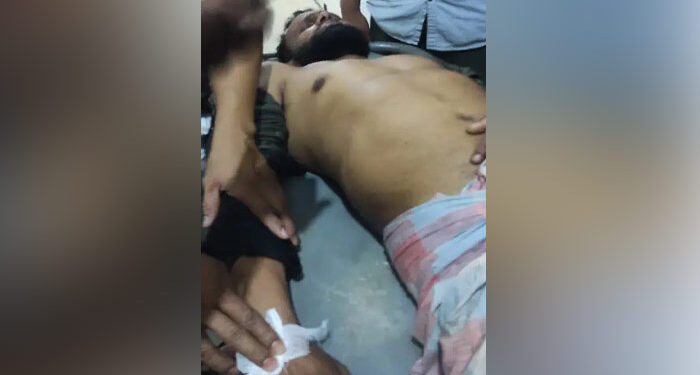 সাংবাদিকের উপর মামুনুল হক বাহিনীর হামলা, মারধর