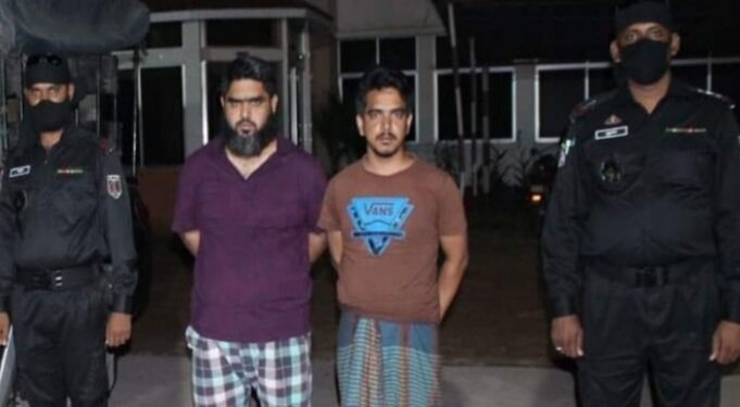 এবার মুরগী রিপন র্যাবের হাতে গ্রেপ্তার