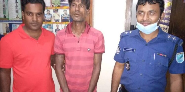 ফতুল্লায় শিশু ধর্ষণের চেষ্টা, লম্পট গ্রেফতার