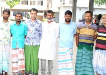 নগদ টাকাসহ সাত জুয়াড়ি গ্রেফতার