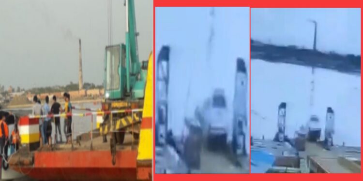 ফতুল্লায় ফেরীঘাটে যাত্রীবাহি মাইক্রোবাস বুড়িগঙ্গায় !