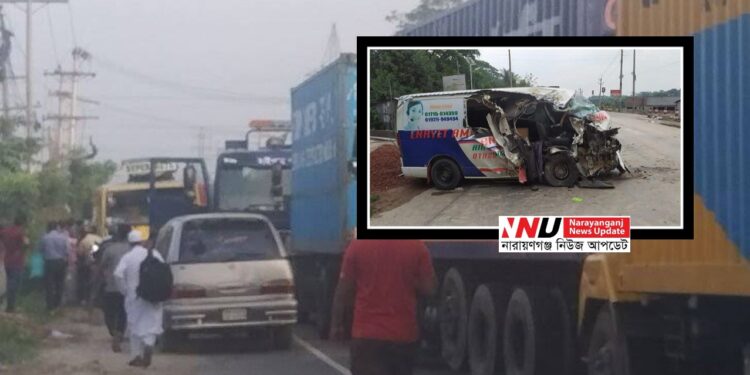 ট্রাকের ধাক্কায় অ্যাম্বুলেন্সের দুই যাত্রী নিহত