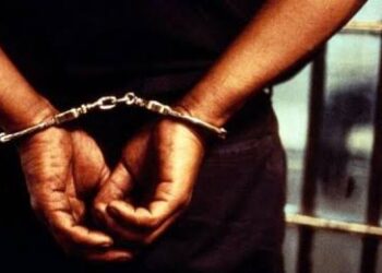 সিদ্ধিরগঞ্জে র‍্যাবের হাতে ইয়াবাসহ এএসআই গ্রেফতার