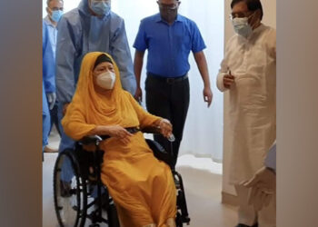 শ্বাসকষ্ট বেড়ে যাওয়ায় সিসিইউতে খালেদা জিয়া
