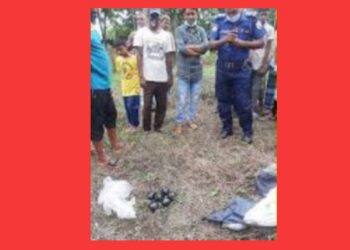 আড়াইহাজারে কবরস্থানে বোমা !