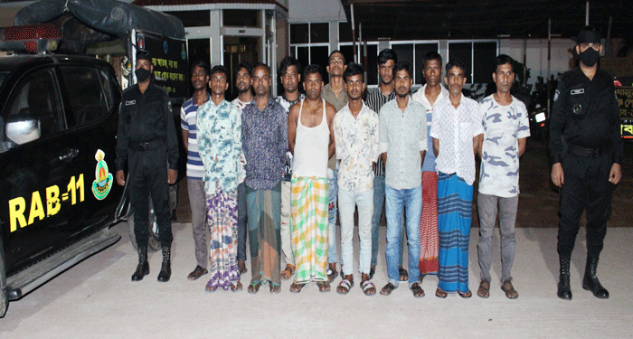 সিদ্ধিরগঞ্জের ১২ জুয়াড়ি গ্রেফতার