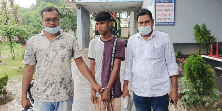 আড়াইহাজারে ব্যবসায়ী হত্যা মামলার আসামি গ্রেপ্তার